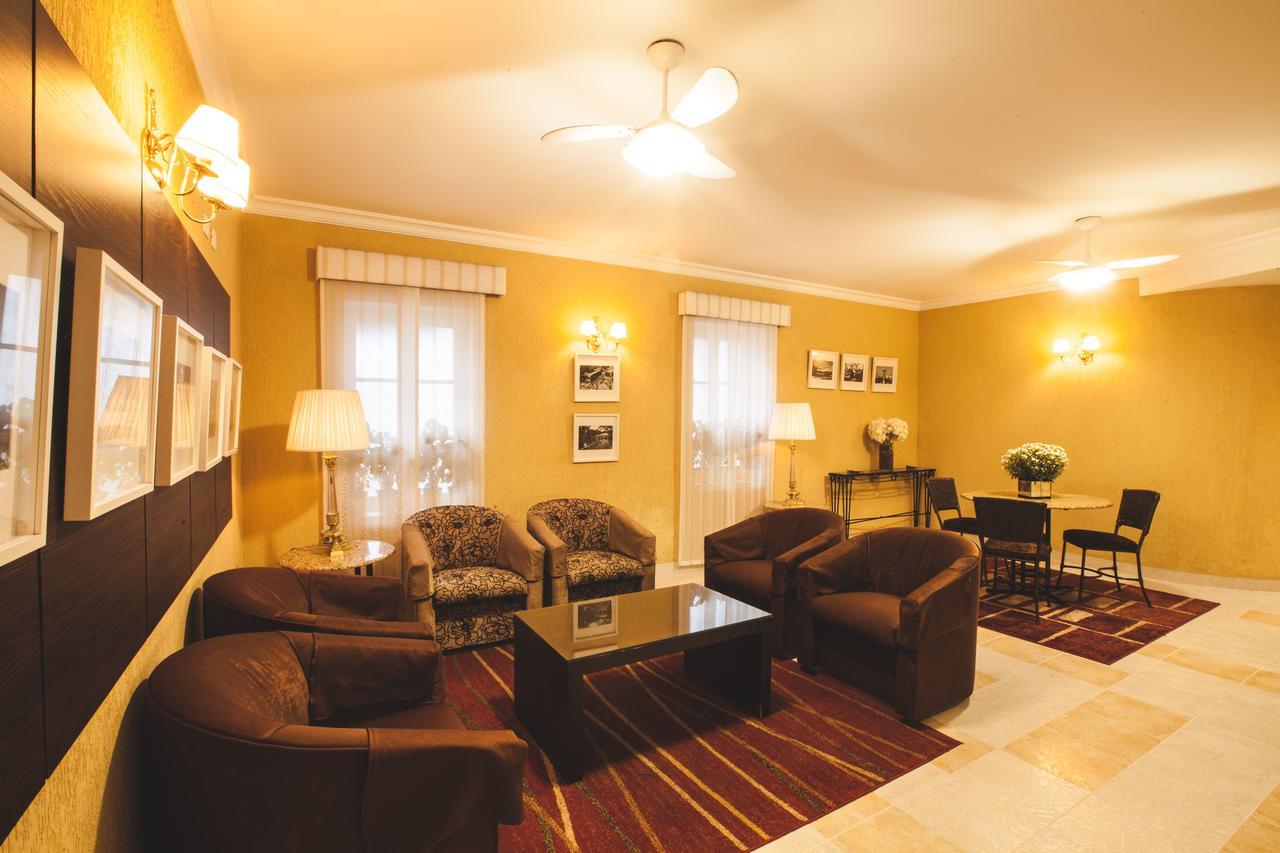 Curitiba Palace Estacao Otel Dış mekan fotoğraf