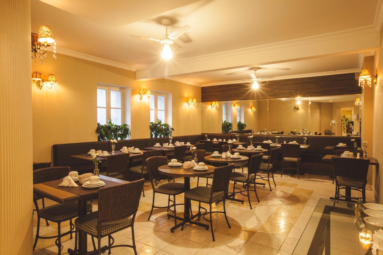 Curitiba Palace Estacao Otel Dış mekan fotoğraf